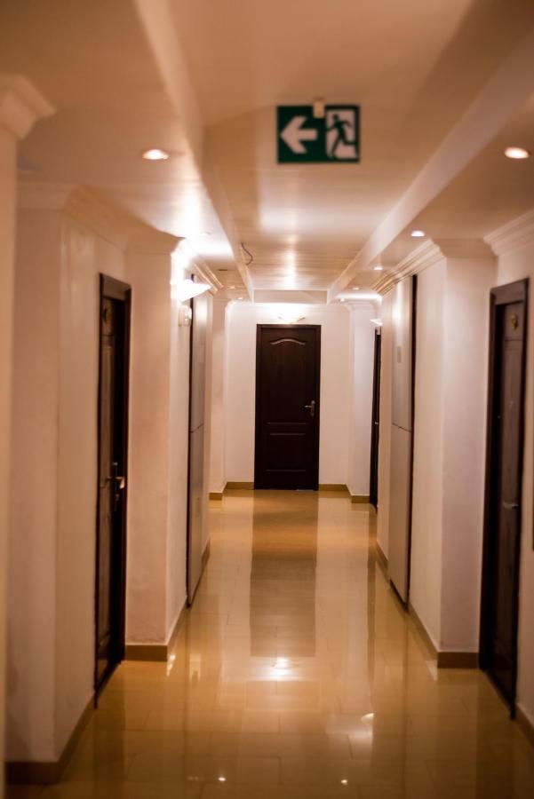 Sultani Hotel Kinshasa Luaran gambar